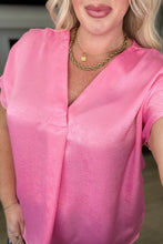Load image into Gallery viewer, ANDREE BY UNIT- Pleat Front V-Neck Top in Pink Cosmos
