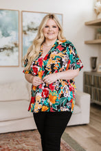 Load image into Gallery viewer, SP24- Pretty in Paradise Floral Blouse
