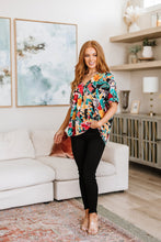 Load image into Gallery viewer, SP24- Pretty in Paradise Floral Blouse

