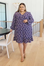 Load image into Gallery viewer, SP24- Since You’ve Been Gone Floral V-Neck Dress (Reg &amp; Curvy)
