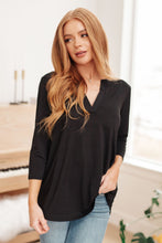 Load image into Gallery viewer, SP24- SEW IN LOVE- So Outstanding Top in Black
