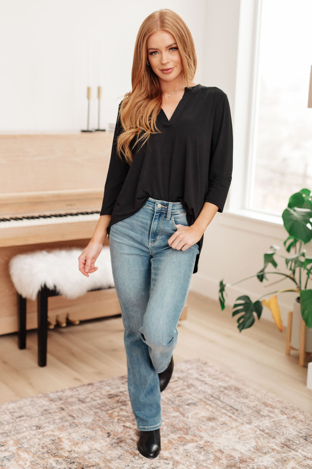 SP24- SEW IN LOVE- So Outstanding Top in Black