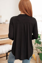 Load image into Gallery viewer, SP24- SEW IN LOVE- So Outstanding Top in Black
