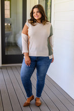 Load image into Gallery viewer, SP24- Split Personality Color Block Top (Reg &amp; Curvy)
