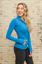 Load image into Gallery viewer, W23 Staying Swift Activewear Jacket in Hawaiian Blue
