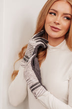 Load image into Gallery viewer, SP24- AVENUE SHOPS- Textured and Buckled Gloves
