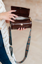 Load image into Gallery viewer, AVE SHOPS- The Real Deal Crossbody
