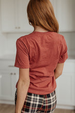 Load image into Gallery viewer, SP24- These Rolls are Homemade Tee (Reg &amp; Curvy)
