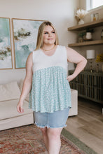 Load image into Gallery viewer, SP24- Whoopsie Daisy Floral Peplum
