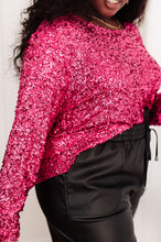 Load image into Gallery viewer, You Found Me Sequin Top in Fuchsia (Reg &amp; Curvy)

