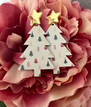 Load image into Gallery viewer, Oh Christmas Tree Earrings

