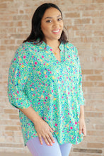 Load image into Gallery viewer, DEAR SCARLETT- Lizzy Top in Emerald Floral
